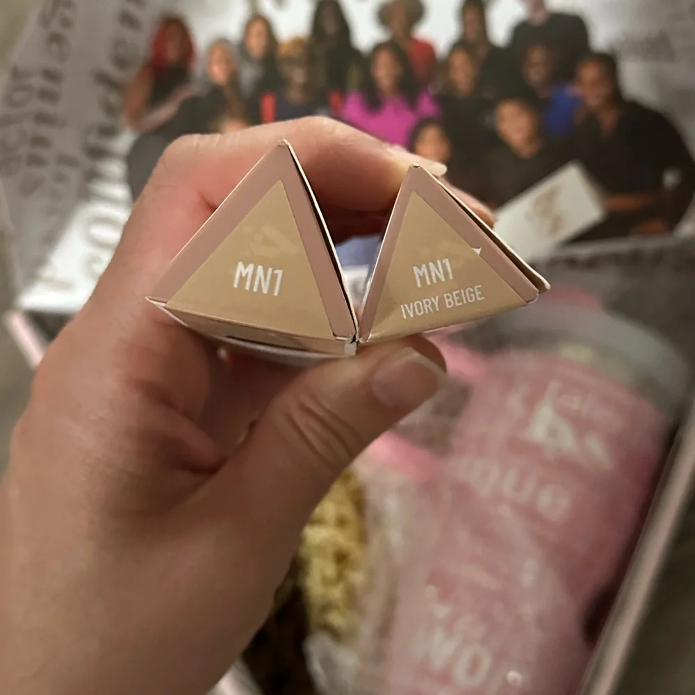 LYS Beauty Bundle Shade MN1 Concealer & skin tint MN1
